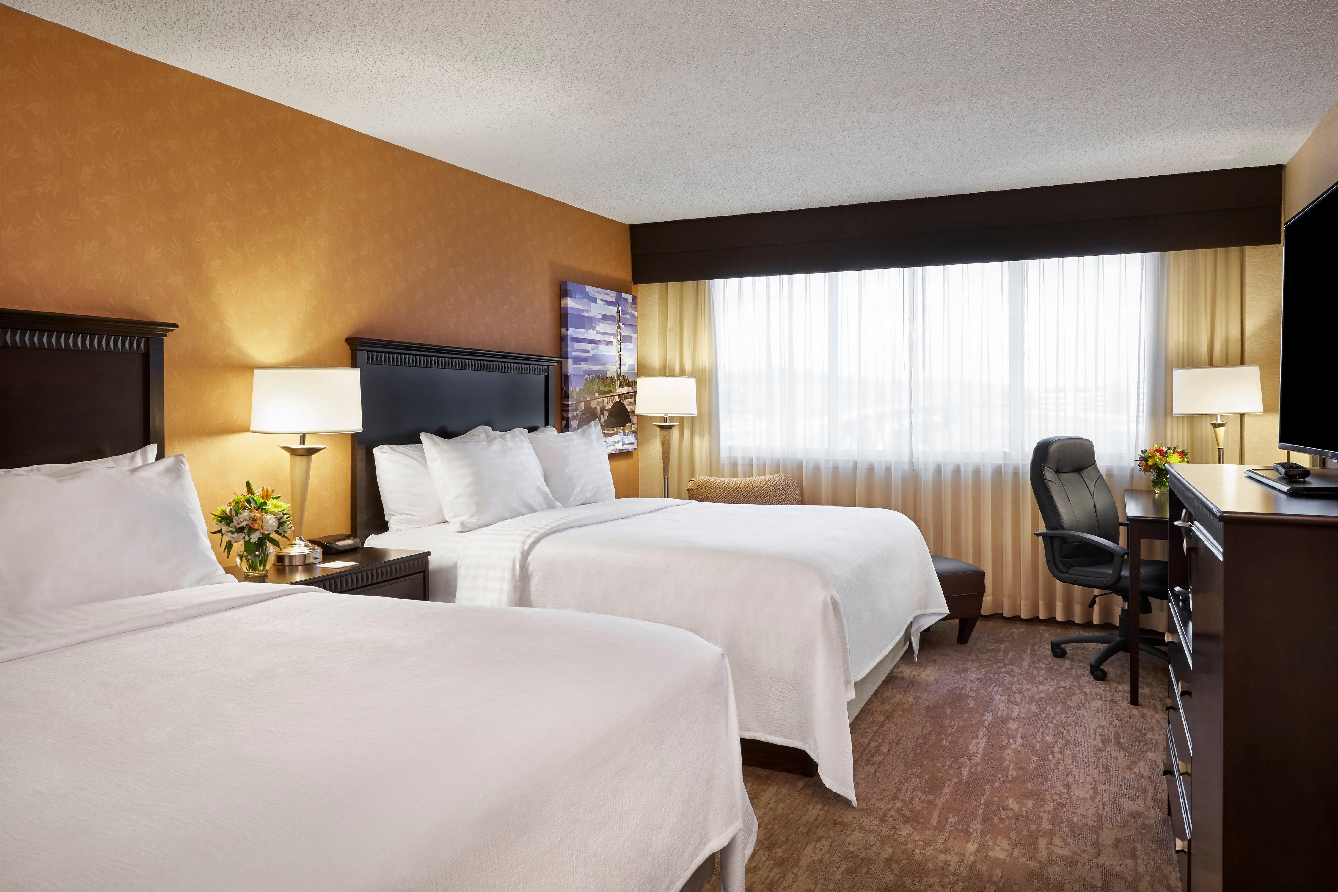 Holiday Inn Alexandria At Carlyle By Ihg Ngoại thất bức ảnh