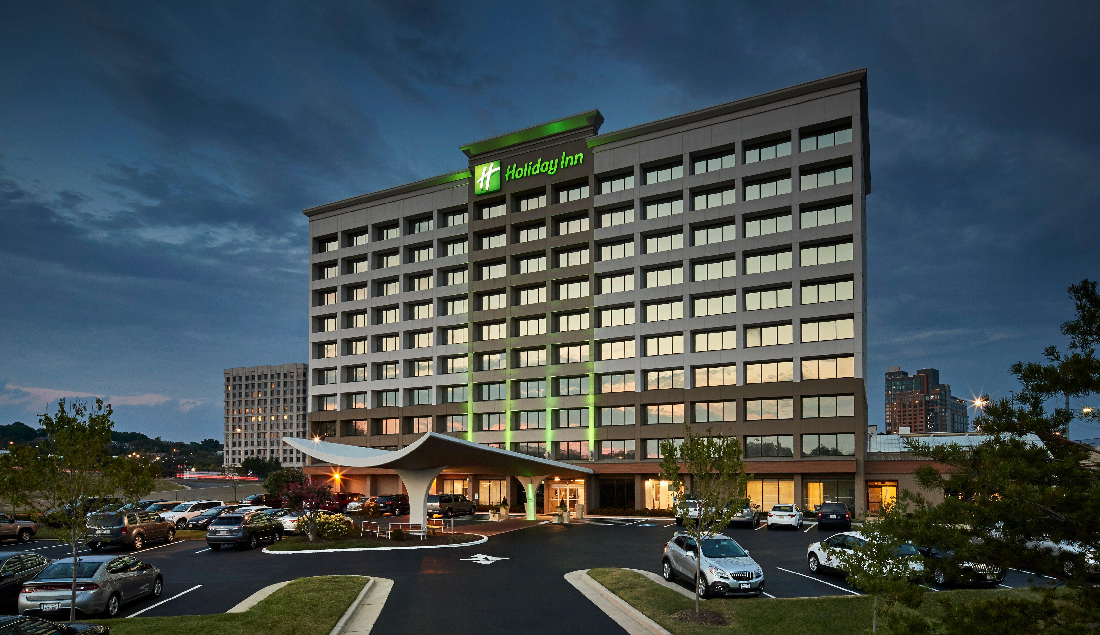 Holiday Inn Alexandria At Carlyle By Ihg Ngoại thất bức ảnh