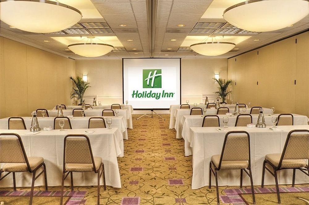 Holiday Inn Alexandria At Carlyle By Ihg Ngoại thất bức ảnh