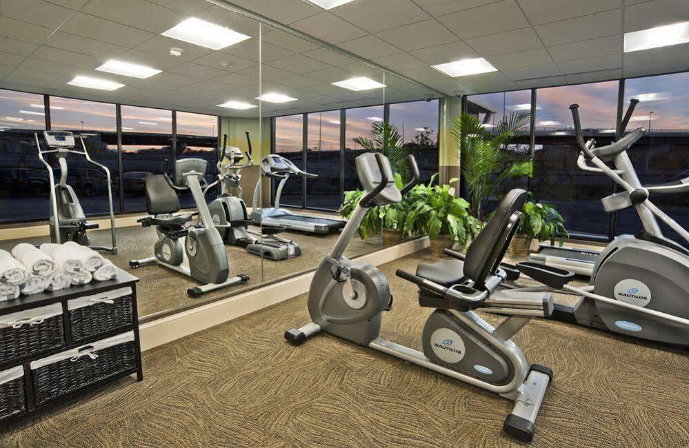 Holiday Inn Alexandria At Carlyle By Ihg Ngoại thất bức ảnh